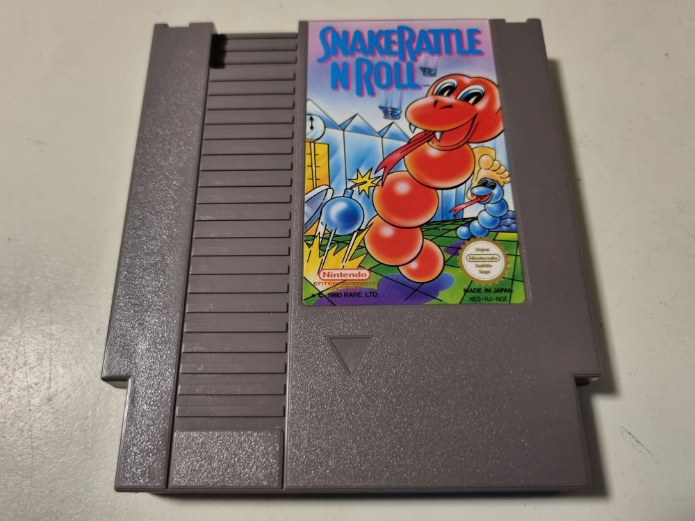 (Bild für) NES Snake Rattle N Roll NOE - zum Schließen ins Bild klicken