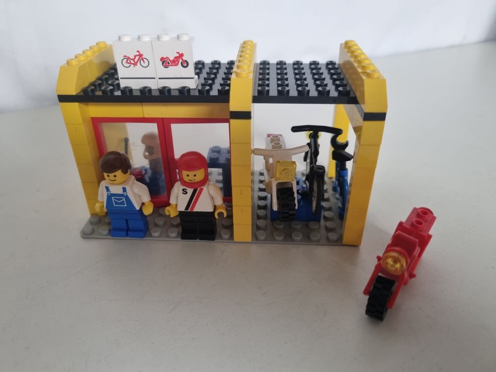 (Bild für) Lego 6699 - Cycle Fix-It Shop - zum Schließen ins Bild klicken