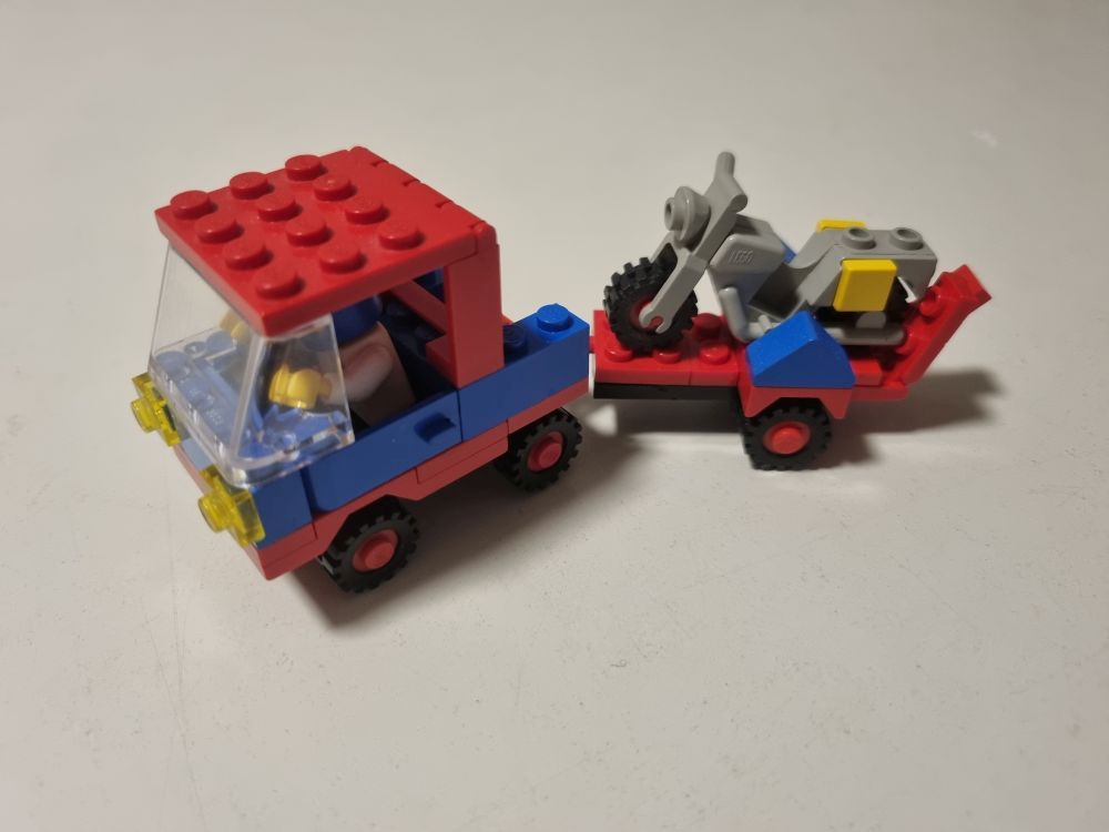 (Bild für) Lego 6654 - Motorcycle Transport - zum Schließen ins Bild klicken