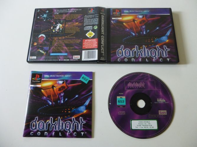(Bild für) PS1 Darklight Conflict - zum Schließen ins Bild klicken