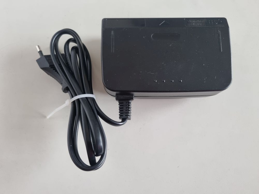 (Bild für) N64 Netzteil - zum Schließen ins Bild klicken