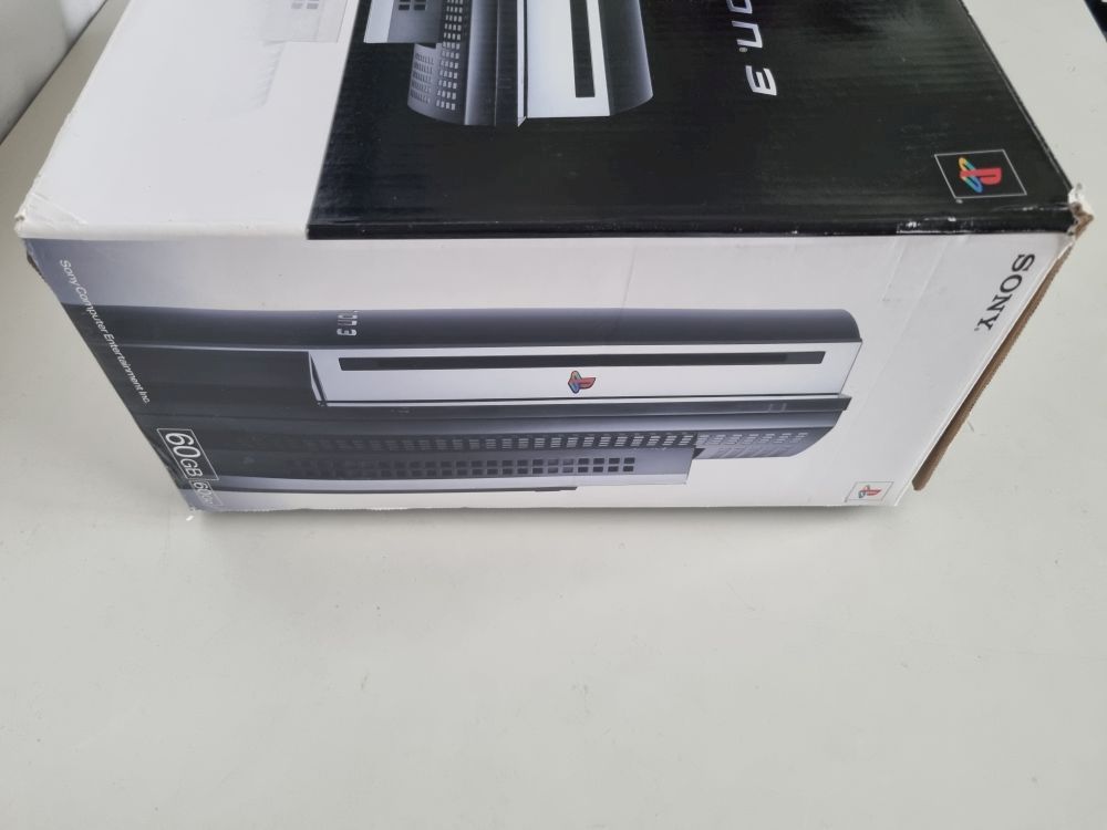 (Bild für) PS3 Konsole Fat CECHC04 60GB - zum Schließen ins Bild klicken