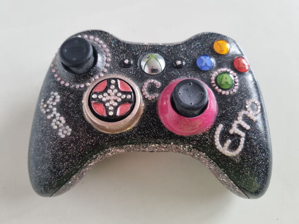(Bild für) Xbox 360 Controller - Verziert - zum Schließen ins Bild klicken