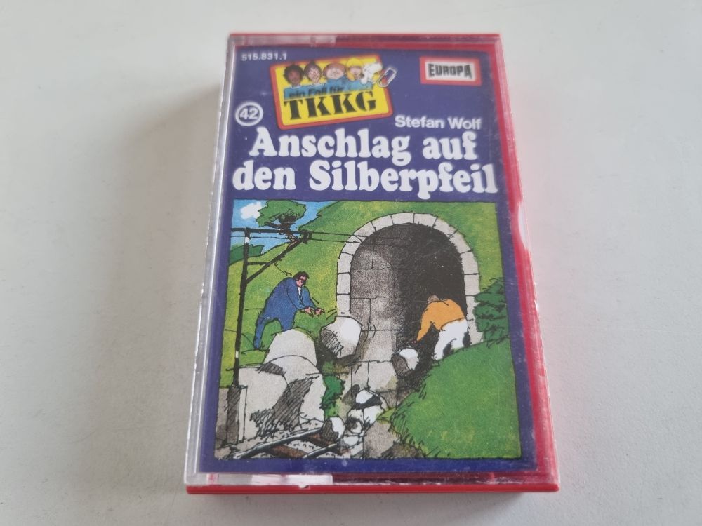 (Bild für) MC TKKG - 42 Anschlag auf den Silberpfeil - zum Schließen ins Bild klicken