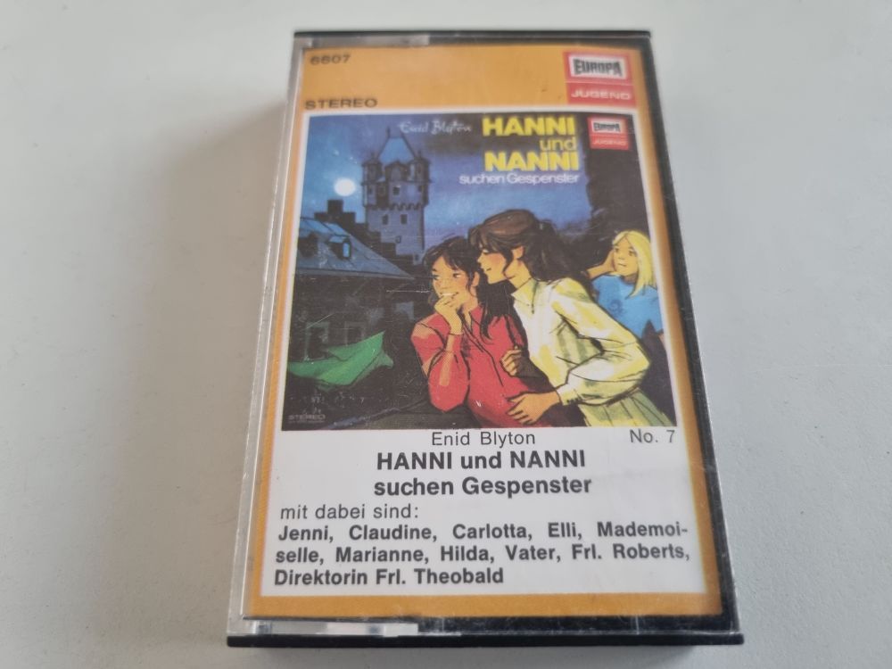 (Bild für) MC Hanni und Nanni - 7 suchen Gespenster - zum Schließen ins Bild klicken