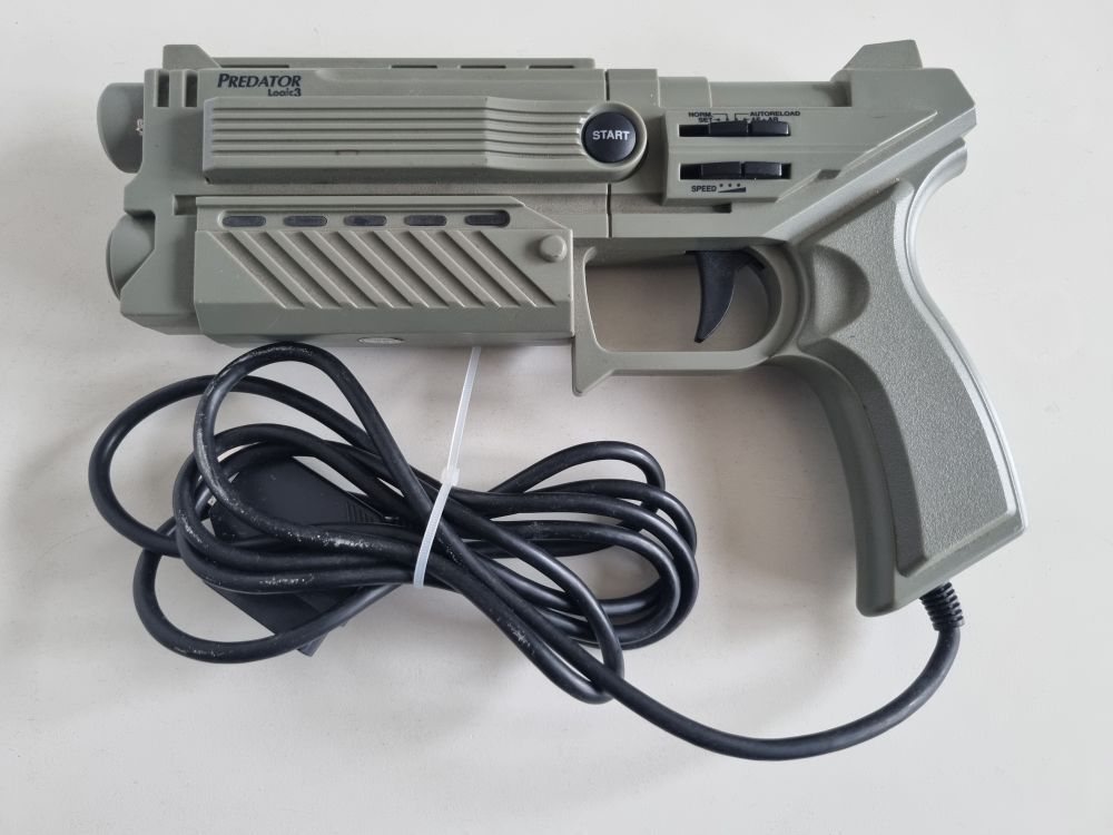 PS1 Predator Logic 3 Lightgun - zum Schließen ins Bild klicken