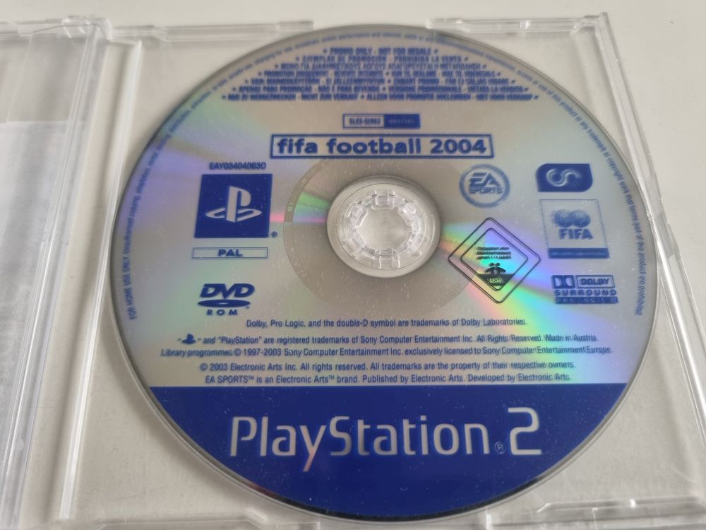 (Bild für) PS2P Fifa Football 2004 - zum Schließen ins Bild klicken