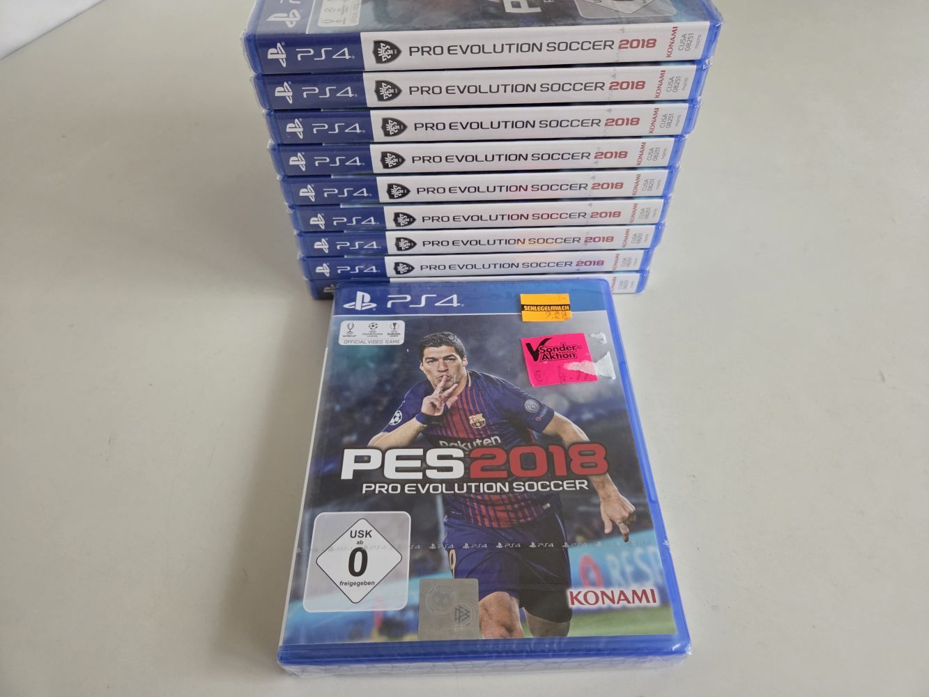 (Bild für) PS4 Pro Evolution Soccer 2018 - zum Schließen ins Bild klicken