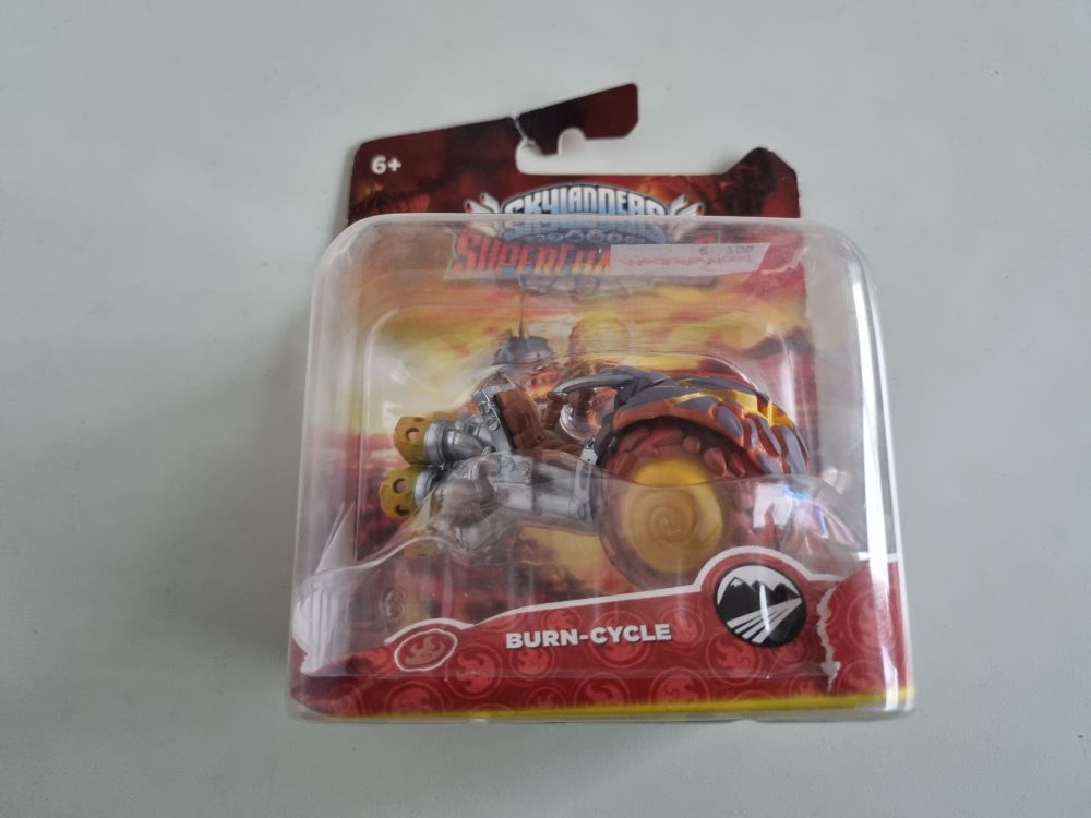 Skylanders Superchargers - Burn-Cycle - zum Schließen ins Bild klicken