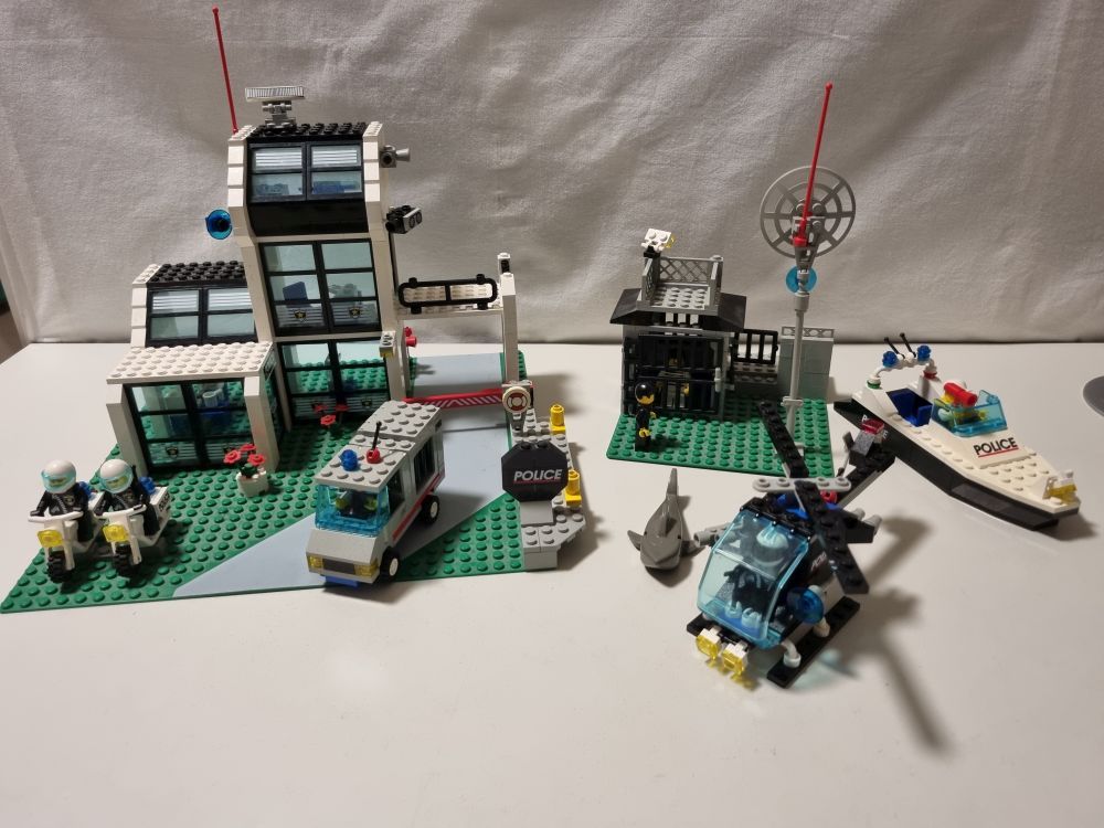 Lego 6598 - Metro PD Station - zum Schließen ins Bild klicken