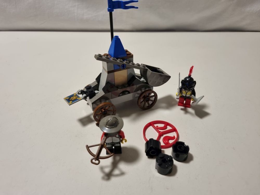 Lego 4816 - Knights' Catapult - zum Schließen ins Bild klicken