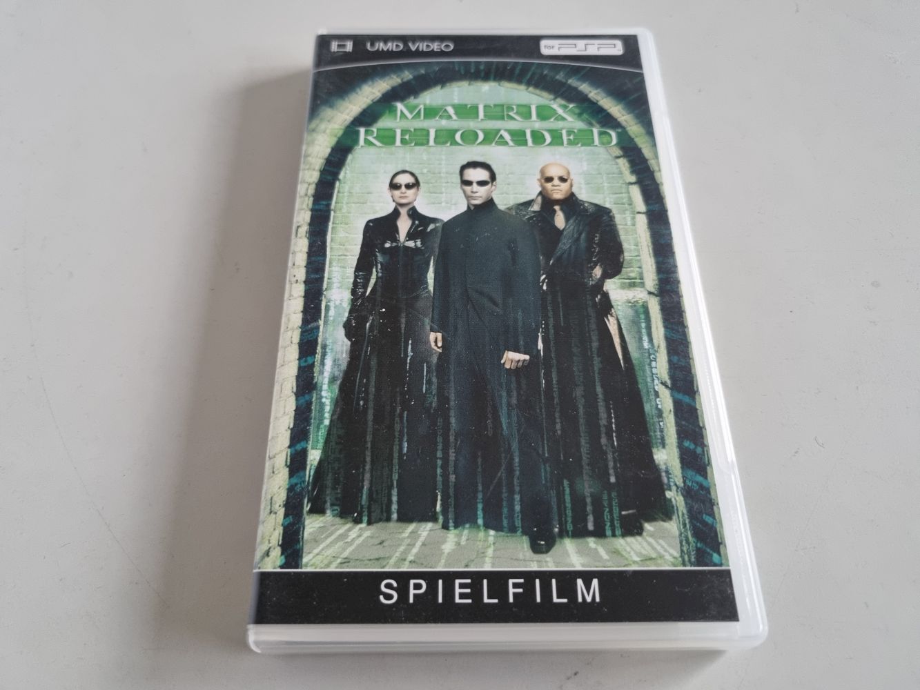 (Bild für) PSP Matrix Reloaded UMD Video - zum Schließen ins Bild klicken