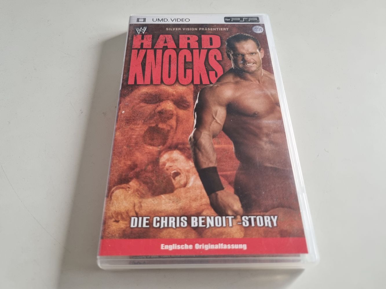 (Bild für) PSP Hard Knocks UMD Video - zum Schließen ins Bild klicken