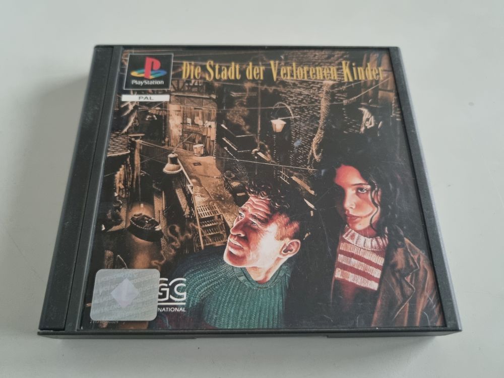 (Bild für) PS1 Die Stadt der Verlorenen Kinder - zum Schließen ins Bild klicken