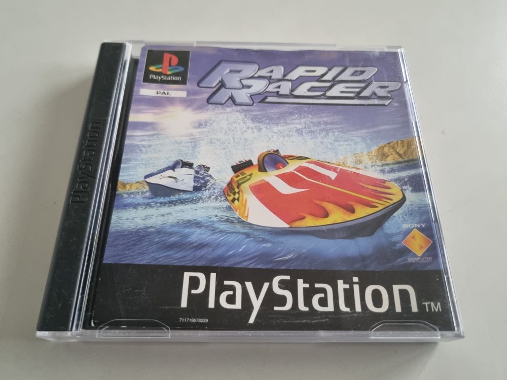 (Bild für) PS1 Rapid Racer - zum Schließen ins Bild klicken