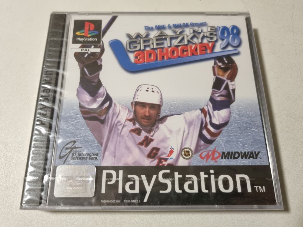 PS1 Wayne Gretzky's 3D Hockey 98 - zum Schließen ins Bild klicken