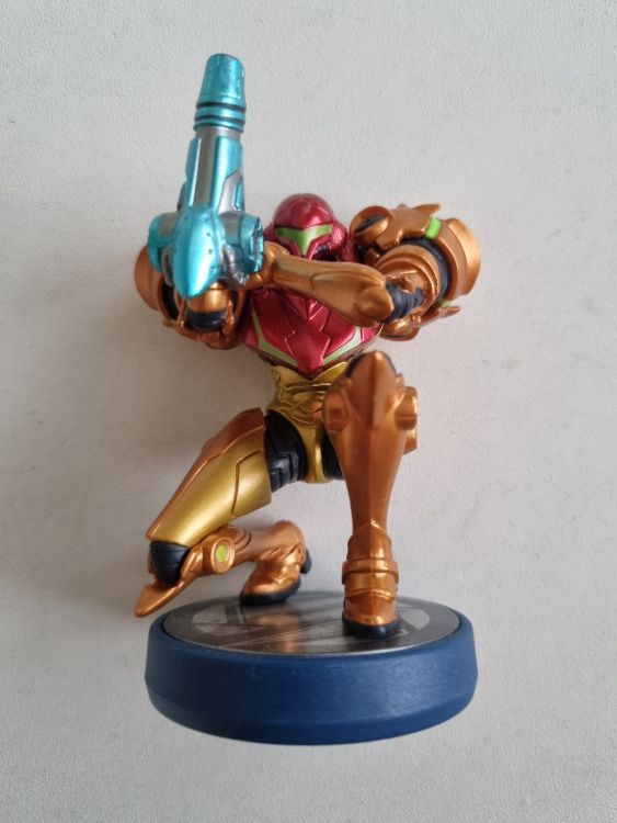 Amiibo Samus, Metroid Series - zum Schließen ins Bild klicken