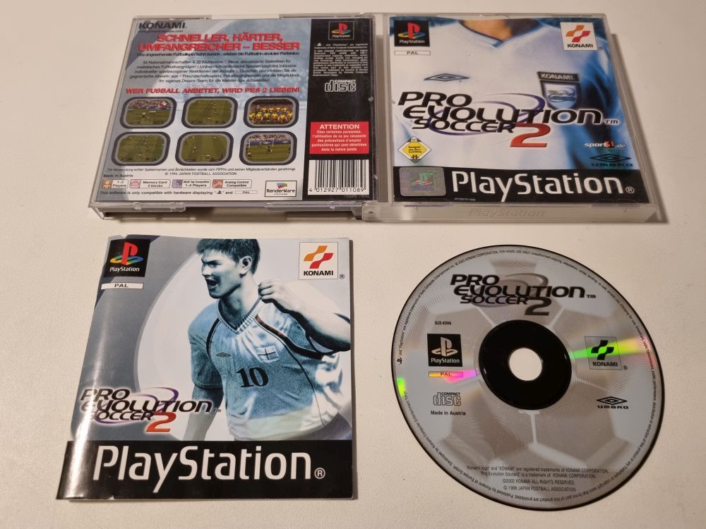 (Bild für) PS1 Pro Evolution Soccer 2 - zum Schließen ins Bild klicken