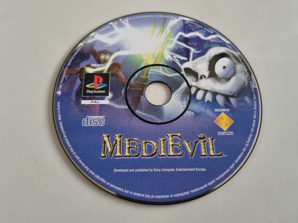 (Bild für) PS1 Medievil - zum Schließen ins Bild klicken