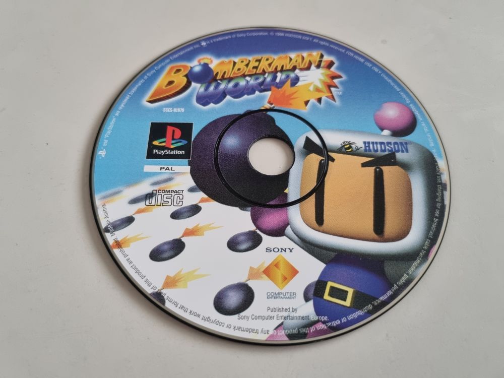 (Bild für) PS1 Bomberman World - zum Schließen ins Bild klicken