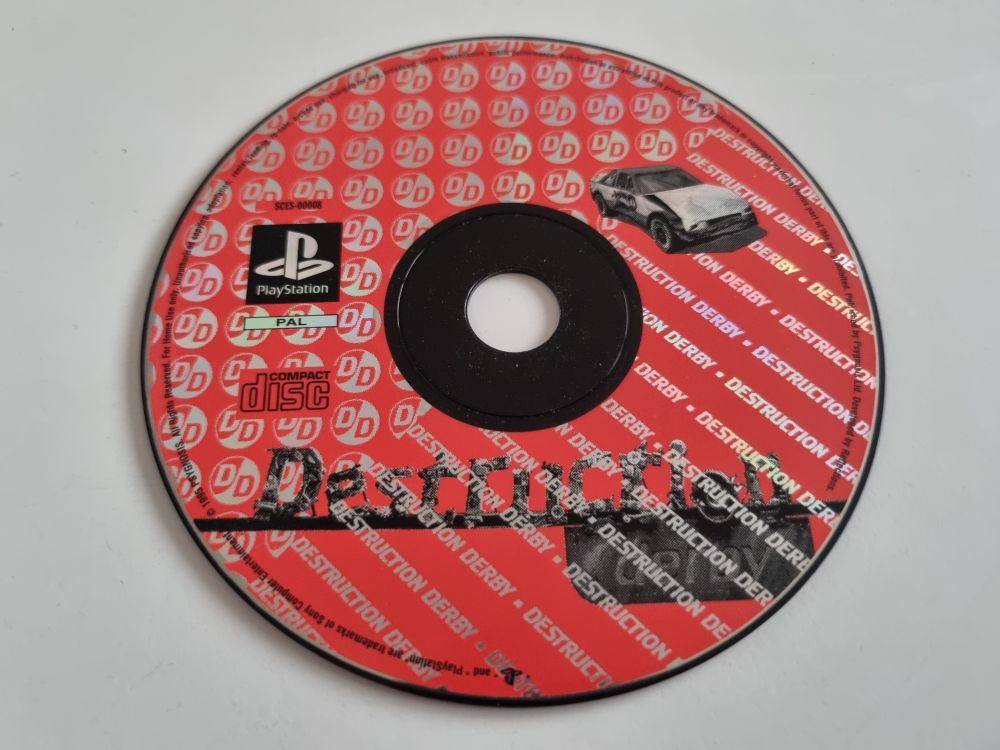 (Bild für) PS1 Destruction Derby - zum Schließen ins Bild klicken