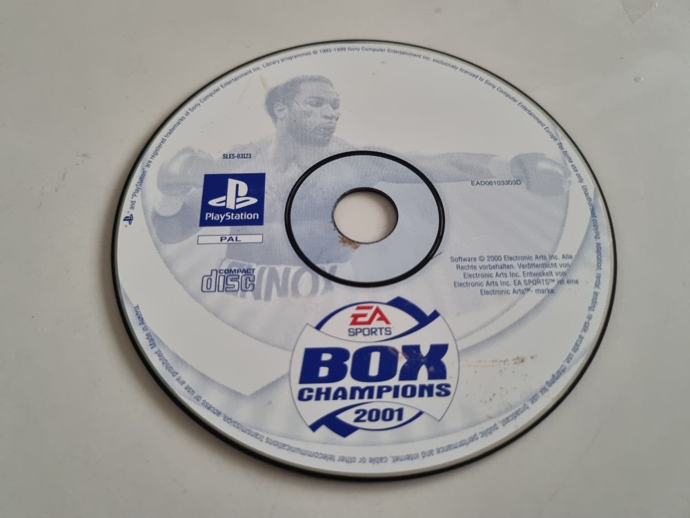 (Bild für) PS1 Box Champions 2001 - zum Schließen ins Bild klicken
