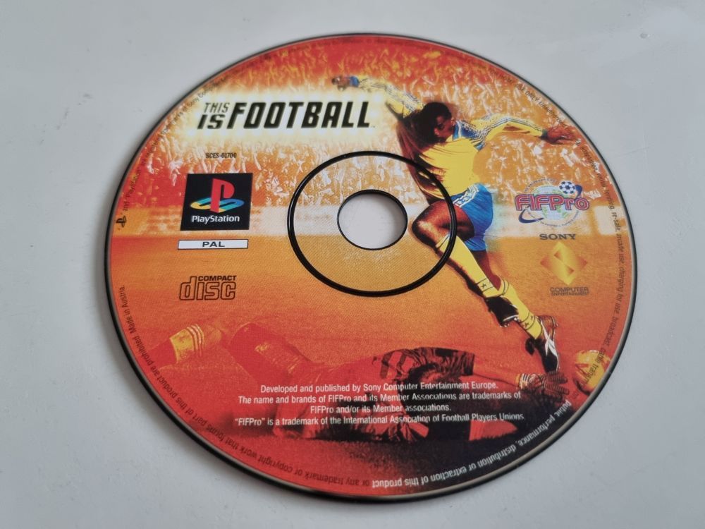 (Bild für) PS1 This is Football - zum Schließen ins Bild klicken