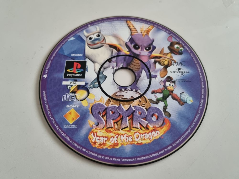 (Bild für) PS1 Spyro - Year of the Dragon - zum Schließen ins Bild klicken