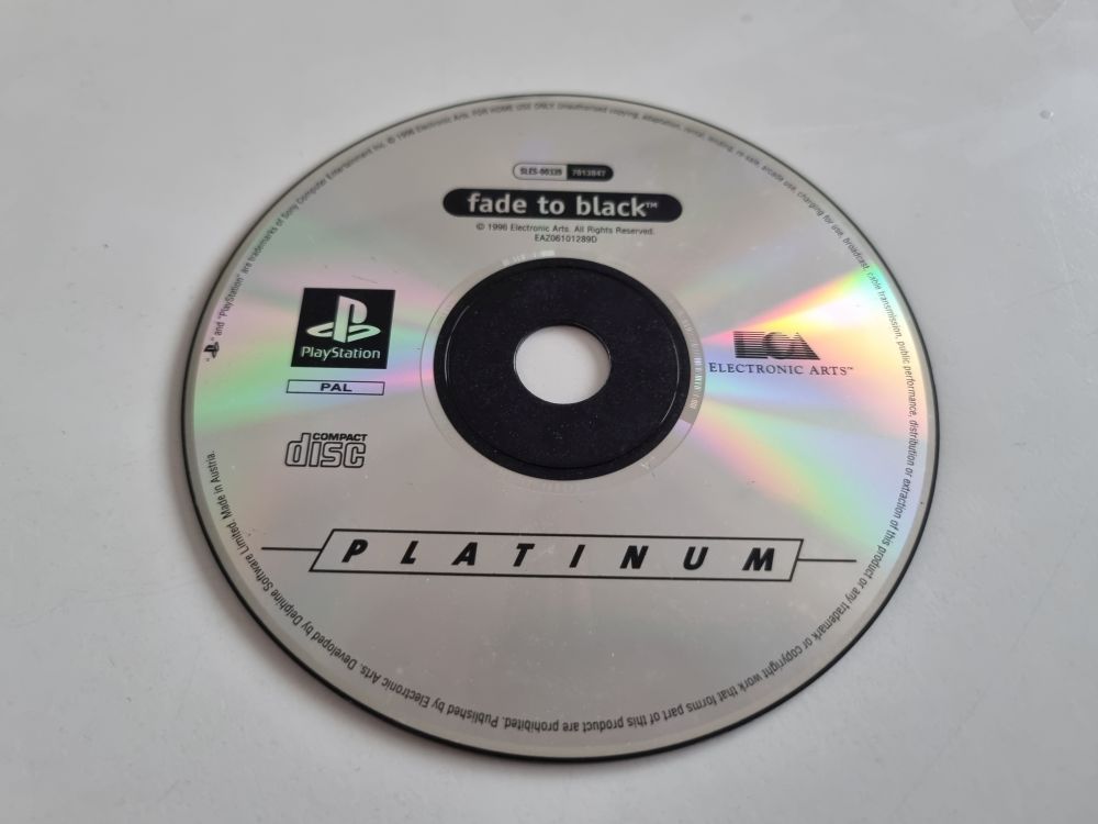 (Bild für) PS1 Fade to Black - zum Schließen ins Bild klicken