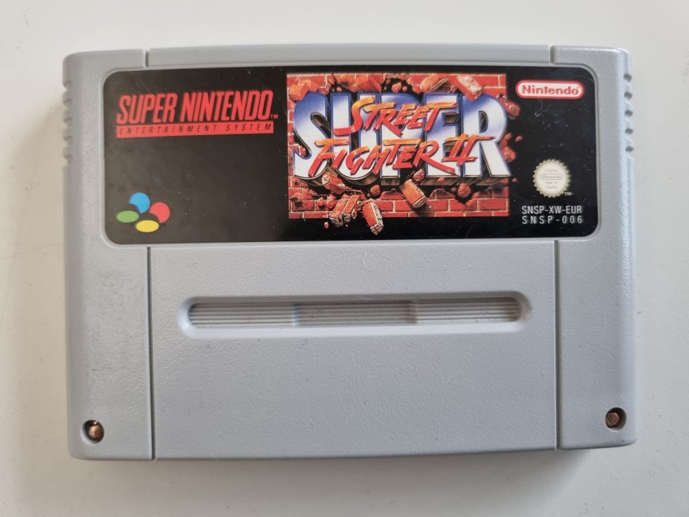 (Bild für) SNES Super Street Fighter II EUR - zum Schließen ins Bild klicken
