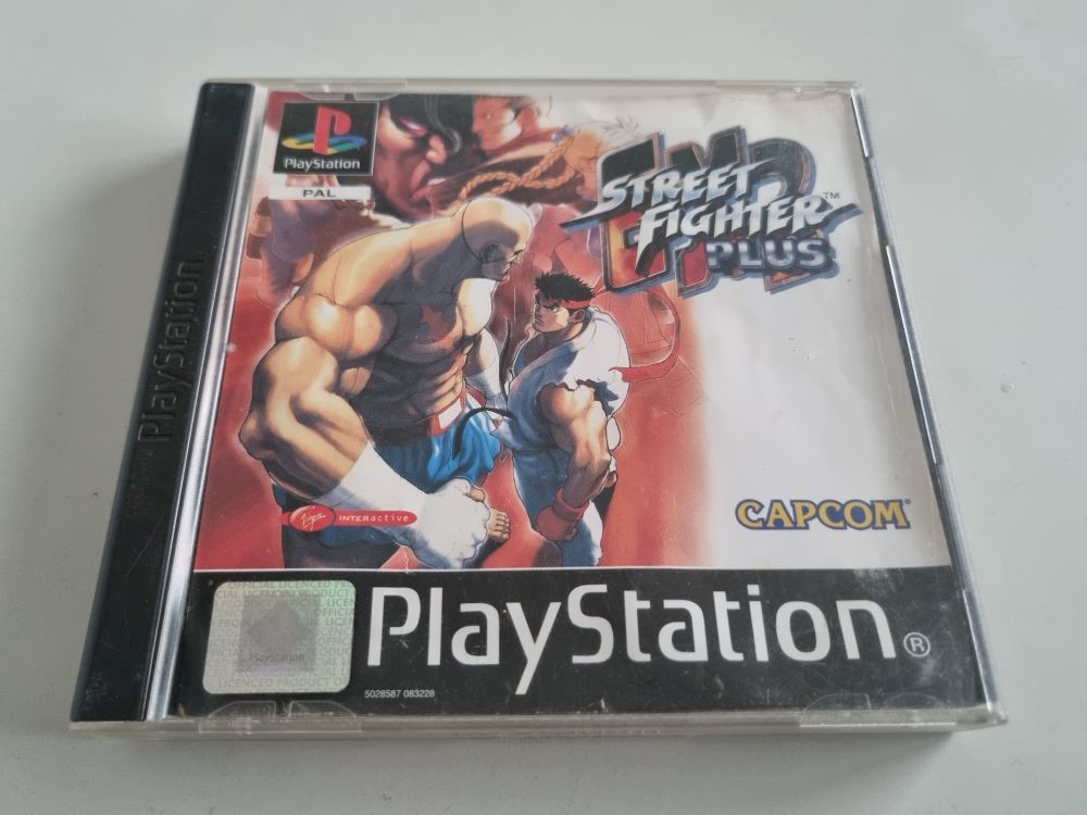 (Bild für) PS1 Street Fighter EX2 Plus - zum Schließen ins Bild klicken