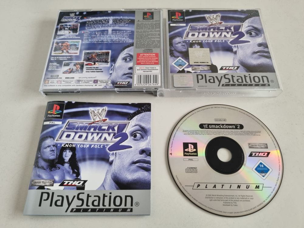 PS1 WWE Smackdown 2 - Know your Role - zum Schließen ins Bild klicken