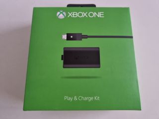 Xbox One Play & Charge Kit