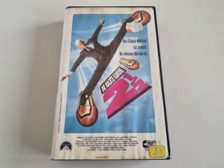 VHS Die Nackte Kanone 2 1/2